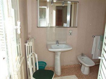 Logis Hotel De France Loches Εξωτερικό φωτογραφία